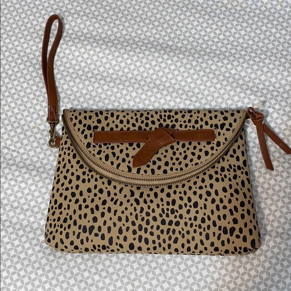 Universal Thread Handbags - Foldover clutch bag